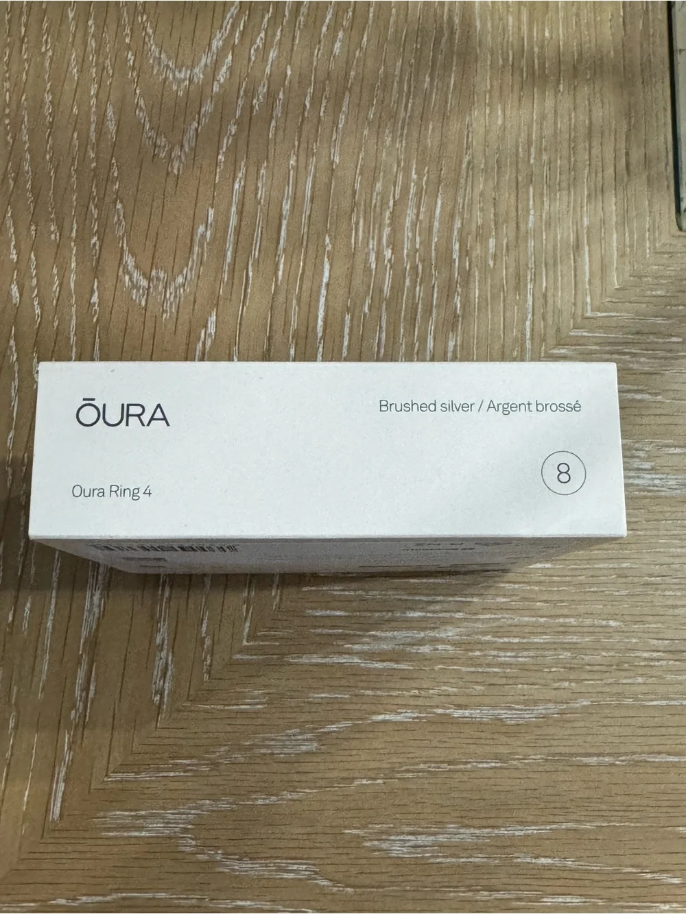 Oura Ring 4 (Size 8) - Brushed Silver Boxed NEW in Box. Never opened